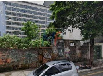Terreno · 442m² · Ótimo terreno com 442 m², testada de 13 m², 224 m2 a.c., no bairro Bela Vista, excelente localizaçã