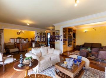 Apartamento · 225m² · 3 Quartos · 3 Vagas · Amplo e confortável.