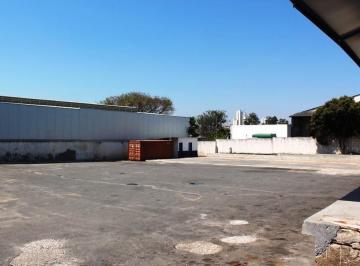 2020/10/126824018.jpg · Aluguel de Prédio, c/ 02 galpões área total de 1557 m2 de 6 m de pé direito + escritórios de 220 m2,
