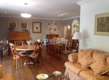 03 Quartos- Copacabana · Privilégio Imóveis Vende: Excelente apartamento 1 por andar em área nobre de Copacabana
