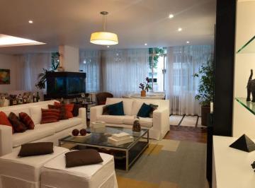 Apartamento · 246m² · 3 Quartos · 1 Vaga · Privilégio Imóveis Vende: Excelente apartamento 3 quartos em Copacabana