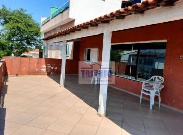 bf9010947f5c07cb36fb6da1df7b3b6e825977f2 · Casa com 4 dormitórios para alugar por R$ 3.092,00/mês - Jardim do Estádio - Santo André/SP
