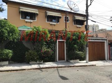 178f580e393b1fc7aab5cc35cd32736a.jpg · Sobrado de 160m² com 3 quartos
