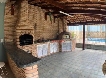 a21298cd35b6409f92a877e0a60b10f8c47de7b5 · Casa de Alto Padrão Vila Rosália