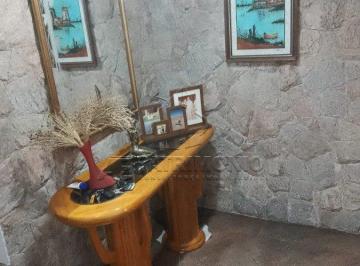 70297_iz3Ws8U2cP348EHC1iEB_70297662fcce241378.jpg · CASA,3 Dormitorio(s) bairro Trujillo