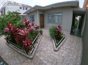 Casa · 216m² · 3 Quartos · 8 Vagas · Linda casa térrea com dependência de empregada
