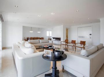 2020/10/129472297.jpg · Venda de apartamento em Higienópolis, 400m² distribuídos em 4 suítes, 6 WC`S, living p/ 3 ou mais am