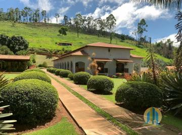 Rural · 120000m² · 7 Quartos · Sítio à venda no bairro Centro - São Miguel do Anta/MG