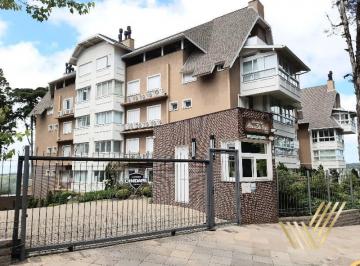 Foto · Imperdível apartamento à venda em Gramado-RS, na Vila Suíça: 4 quartos, 2 suítes, 3 salas, 4 banheir