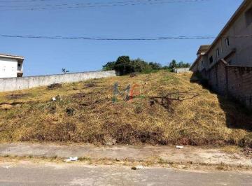Terreno · 1475m² · Excelente terreno com 1.475 m² aclive, em condomínio fechado, localizado no bairro: Jardim Ângela (Z