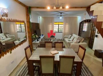 Casa · 360m² · 3 Quartos · 2 Vagas · Sobrado 3 quartos sendo 1suite e 2 vagas na Ponte Rasa