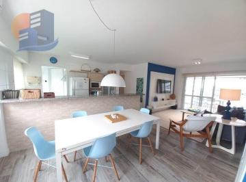 Apartamento · 124m² · 4 Quartos · 2 Vagas · Pronto para Morar Apto c/ Vista ao Mar Apenas 250 metros da Praia.