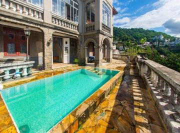 14ae47965640876d5bcf110d3731c2f68060085f · Casarão com 15 quartos, 3 suítes, 8 banheiros, piscina, vista panorâmica, terraço com bar, venda, 37