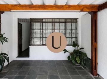 a183d55040d826e920b69ba0def067ddd0f0c25c · Casa Reformada em Localização Privilegiada