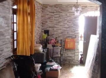 Casa · 200m² · 3 Quartos · 4 Vagas · Oportunidade Recisdencial