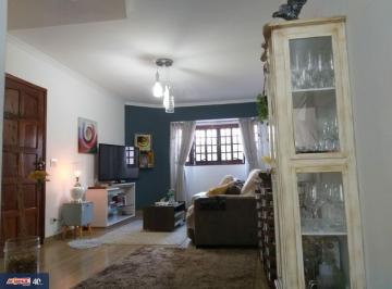 Casa · 132m² · 3 Quartos · 4 Vagas · Sobrado reformado, cozinha e espaço gourmet, suite com closet e 4 vagas