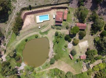 Foto 01 · Sitio para Venda Residencial em Salesópolis Casa com 4 dormitórios , sala grande com dois ambientes