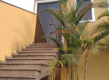 Casa · 280m² · 3 Quartos · 8 Vagas · Linda casa assobradada com edicula