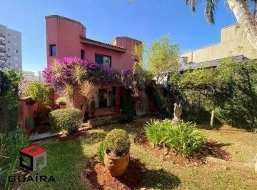 Casa · 356m² · 4 Quartos · 5 Vagas · Sobrado 356 m² Localizado No Bairro Alpina Santo André - SP 