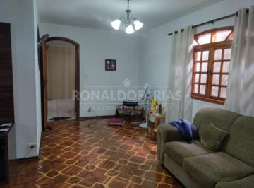 Casa · 140m² · 3 Quartos · 3 Vagas · Sobrado à Venda no Jardim Primavera com 3 Dormitórios e 3 Vagas de Garagem