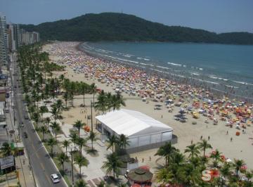 Casa de 3 quartos, Praia Grande · Sobrado Boqueirão Praia Grande 3 Quartos 1 Suíte c/ Garagem *Transfiro Dívida*