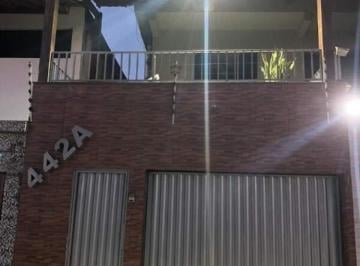 Casa · 126m² · 4 Quartos · 2 Vagas · Vendo excelente casa no Bairro Pontalzinho
