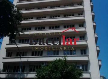 Comercial · 300m² · Prédio :  / Comercial / Centro