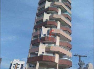 Apartamento · 77m² · 2 Quartos · Excelente Apartamento no bairro Centro Mongaguá, com 2 dorms sendo 1 suíte, varanda, lazer completo