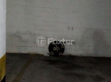 WhatsApp Image 2020-06-18 at 15.25.13 (1).jpeg · Box / Garagem, 12 m², em Centro Histórico