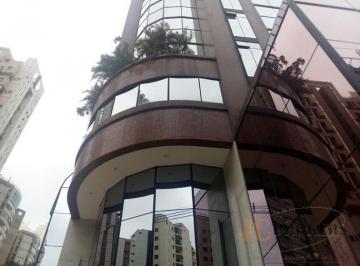 Comercial · 128m² · 3 Vagas · Sala Comercial com 128² de área útil, 3 vagas, 2 grandes salões, sala de reunião, recepção.