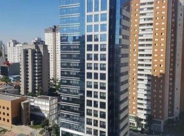 Comercial · 107m² · 2 Vagas · Sala Comercial com 107m² de área total, 2 vagas de garagem, 3 banheiros, copa.