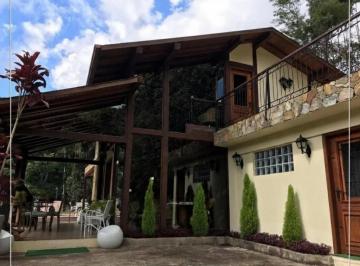Rural de 4 quartos, Petrópolis · Vende-se lindo Sítio no Brejal, em Petrópolis