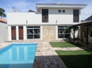 Casa · 739m² · 4 Quartos · 4 Vagas · Linda Casa em Interlagos com Piscina.