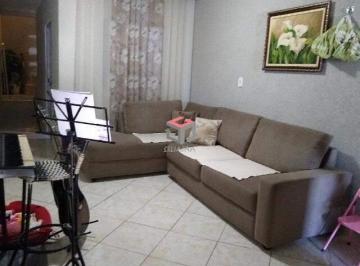 Casa · 163m² · 3 Quartos · 2 Vagas · Sobrado com 162 m² localizado no Bairro Canhema em Diadema/SP.
