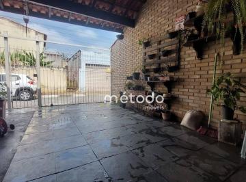 3e67e40bea66334c14fd4bf16e97ad0f6f93cf25 · Casa com 4 quartos à venda, 194 m² por R$ 1.050.000 - Bairro Centro - Guararema/SP