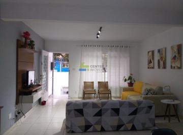 1 · Sobrado em excelente localização