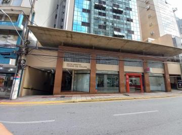 2500985924a6d28eec1d6812b5acabf235c2b082 · Sala Comercial na rua Felipe Schmidt em Florianópolis.