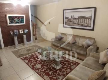 Casa · 160m² · 3 Quartos · 1 Vaga · Sobrado 3 Dormitórios com suite! Jd. Aeroporto!
