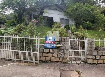 Casa · 300m² · 4 Quartos · 2 Vagas · Casa à venda no bairro Primeiro de Maio