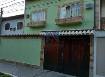 Casa · 130m² · 3 Quartos · 2 Vagas · CASA 3 QUARTOS-PECHINCHA