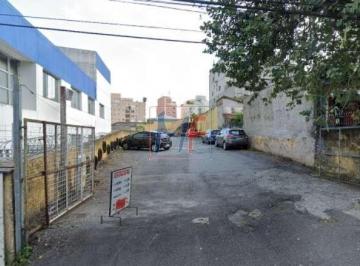 Terreno · 900m² · Excelente terreno no bairro Pinheiros,900 m² , 2 frentes, Zoneamento ZM. Locado para estacionamento.