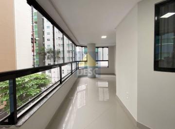Apartamento · 108m² · 3 Quartos · 2 Vagas · Apartamento quadra mar com 3 quartos à venda no Edifício Baia Azul em Balneário Camboriú