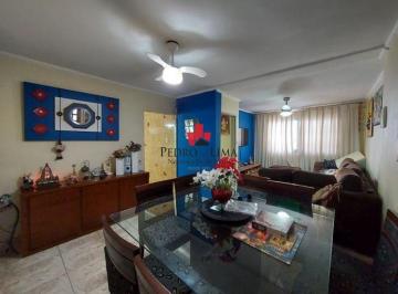 Casa · 200m² · 2 Quartos · 4 Vagas · Casa térrea em um terreno 10x50, com quintal e árvores frutíferas - Ermelino Matarazzo