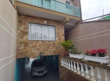 Casa · 125m² · 3 Quartos · 5 Vagas · Lindo sobrado com 3 dormitórios (1 suíte com sacada) no Parque Continental.