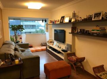Apartamento · 105m² · 3 Quartos · 1 Vaga · : Apartamento com 105 m² de área útil, amplo living, 3 dormitórios sendo 1 suíte, 1 vaga de garagem.