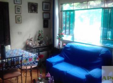 Casa · 170m² · 2 Quartos · 6 Vagas · Campo Limpo Jd Helga 2 sobrados no terreno de 272m²