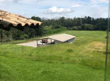 Foto 02 · Sitio para locação e para fins comerciais, com excelente localização em Mogi das Cruzes.