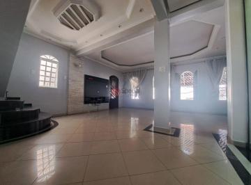 Casa · 145m² · 3 Quartos · 3 Vagas · Sobrado com 3 quartos para compra na Vila Carrão, 145 metros.
