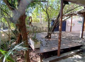 Casa · 111m² · 2 Quartos · 2 Vagas · Imóvel Comercial à Venda ou Disponível para Locação