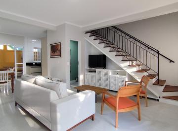 Foto 01 · Casa em condomínio, locação anual